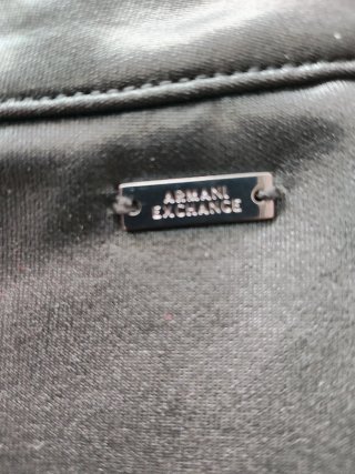 Pantalón polipiel Armani Exchange negro