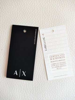 Pantalón polipiel Armani Exchange negro