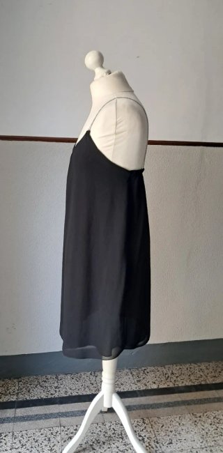 Abito con bretelle argentate paillettes
