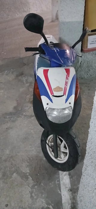 Suzuki Address 50 Scooter Automática