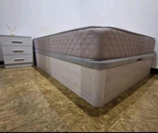 Canapé abatible madera con colchones viscoelástica