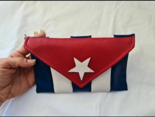 Borsa/ Pochette a tracolla bandiera cubana