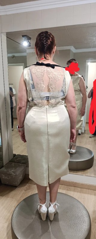 Vestido de fiesta beige y dorado boda o comunión