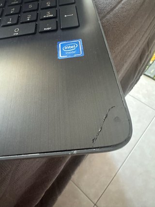 Portátil HP 15 Intel Celeron 8GB RAM 224GB SSD