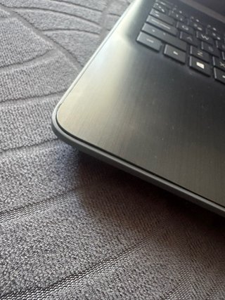 Portátil HP 15 Intel Celeron 8GB RAM 224GB SSD