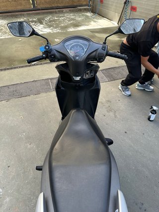 Honda Vision 110cc Gris Automática