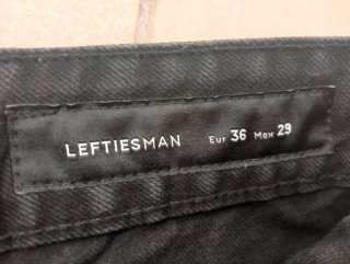 1,50€Pantalón vaquero negro Talla 36