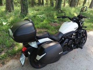Kawasaki Vulcan S  Blanca