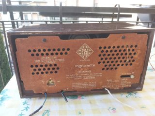 Radio Telefunken Mignonette FM-OM-OC funzionante.