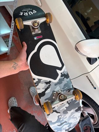 Skate, ejes Venture, ruedas Spitfire.