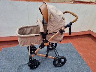 Carro de bebé en buen estado