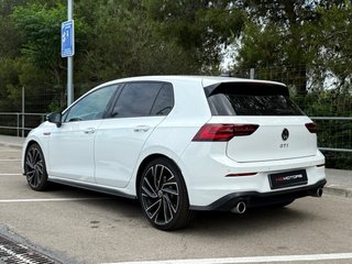 Volkswagen Golf 2021