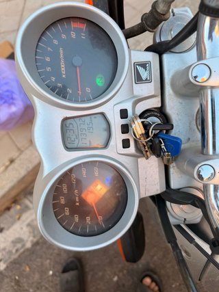 Honda CBF 250 Plata