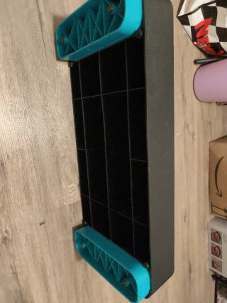 Step de ejercicio. Mide 65cm de largo.