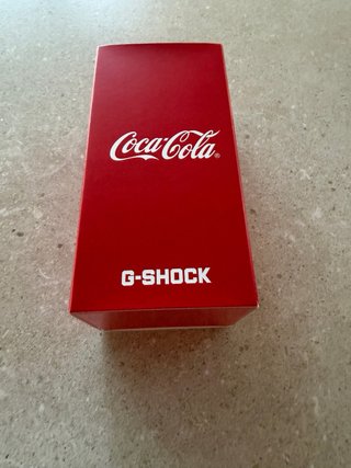 G-SHOCK GA-2100CC-3A Coca-Cola Edición Limitada