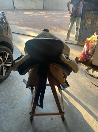 Montura Vaquera Poco Uso
