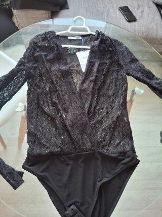 Body encaje Zara manga larga negro