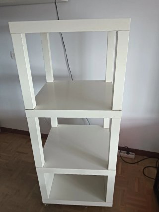 Muebles salón auxiliares y mesitas noche con uso