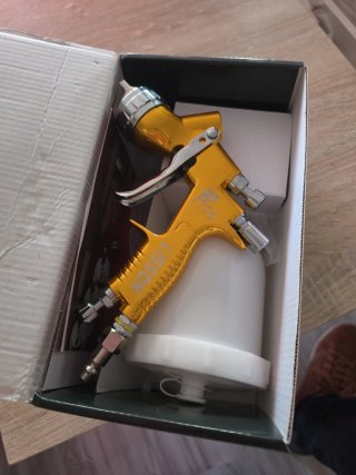 Pistola pintar HVLP 600CC 1.3mm nueva a estrenar