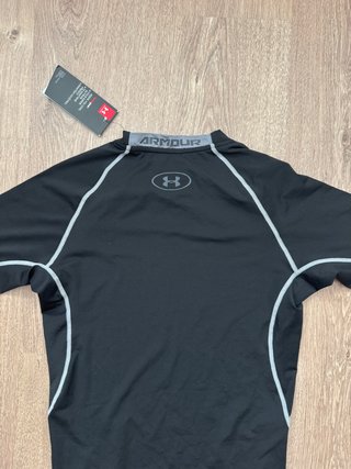 Camiseta Compresiva Under Armour Negra Talla M