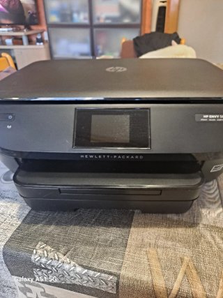 Impresora HP Envy 5640 y 2 tóner a estrenar