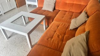 Sofá enorme (chaise longue) que costó 1000 €