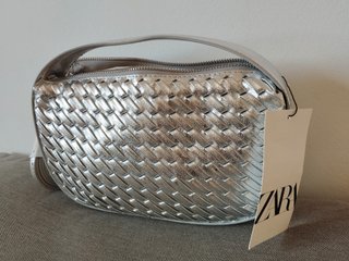 Bolso Zara plateado
