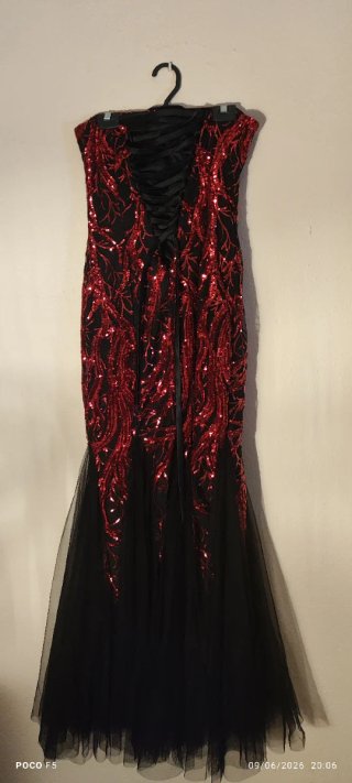 Vestido de fiesta lentejuelas rojo y negro
