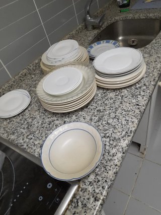 Juego de platos de cerámica