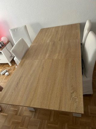 Mesa de comedor extensible madera y sillas