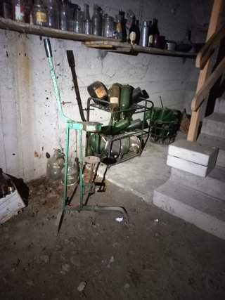 Tappatrice per bottiglie