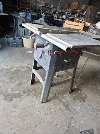 Sierra de mesa 125€