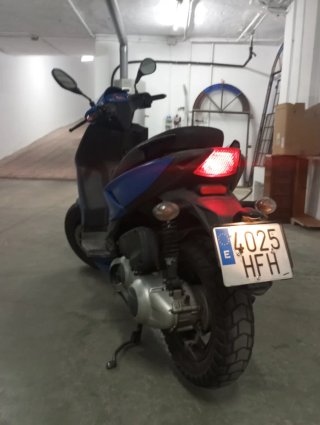 Piaggio Typhoon 125 Scooter Azul
