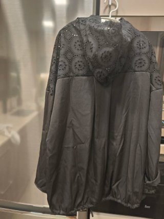 Chaqueta negra fantasía con encaje Talla 1XL