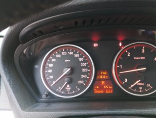 BMW X5 2011
