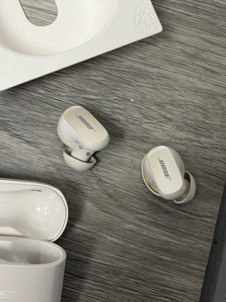 Bose QuietComfort Earbuds II Beige