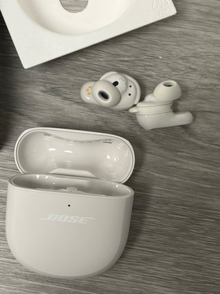 Bose QuietComfort Earbuds II Beige