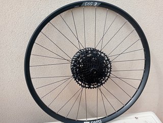 llanta DT Swiss 29 x30, ebike enduro trasera nueva