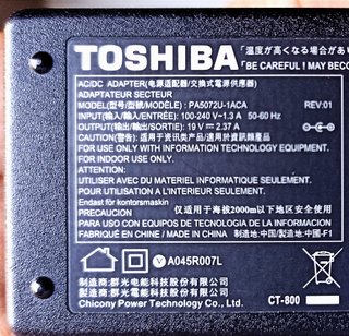 Alimentatore Toshiba 19V 2.37A per Laptop/Tablet