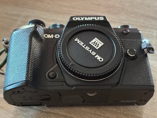 Olympus OM-D E-M5 III Cámara Mirrorless