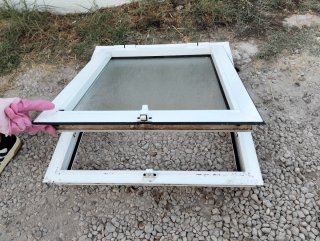 Ventana de techo abatible