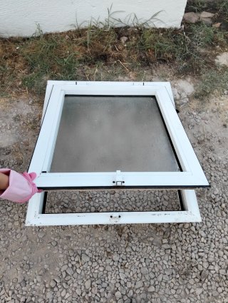 Ventana de techo abatible