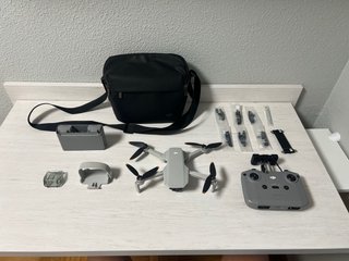 DJI Mini 2 SE Fly More Combo 3 Baterías