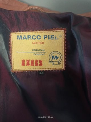 Chaqueta de cuero marrón