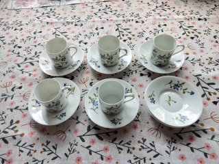 Juego 5 Tazas de café Porcelana Limoges Flores Azu