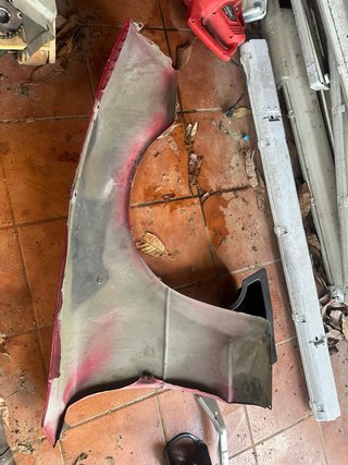 Aleta Izquierda Mazda MX5 NA Roja