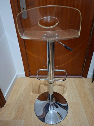 Taburete de cocina acrílico y metal