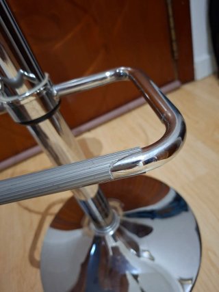 Taburete de cocina acrílico y metal