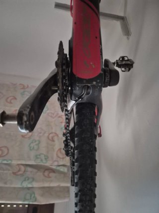 Bicicleta Felt Montaña Negra/Roja