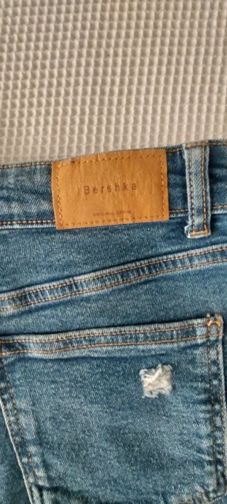 Shorts vaqueros Bershka